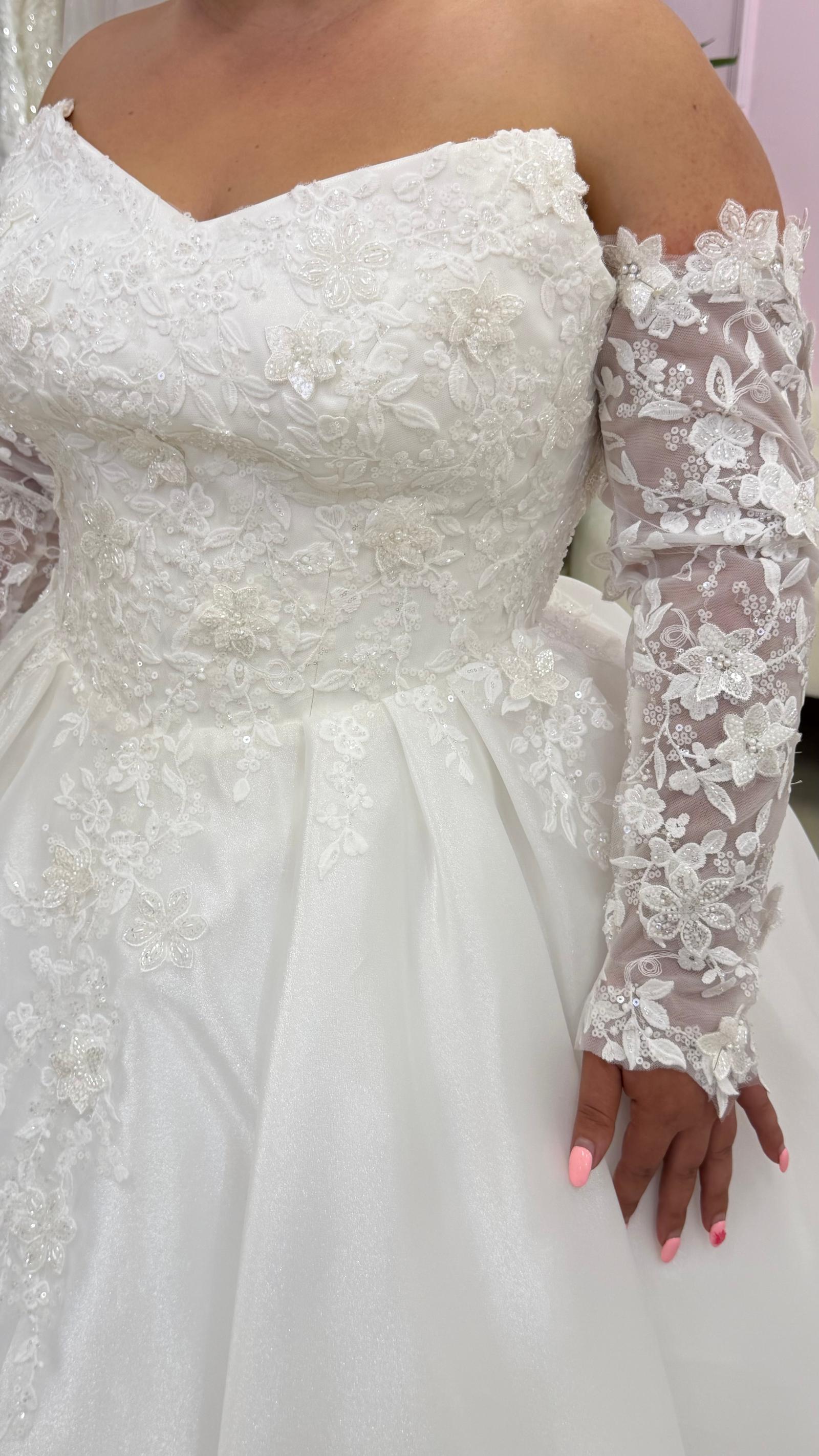 Floral Lace Wedding Gown with Long Sleeves